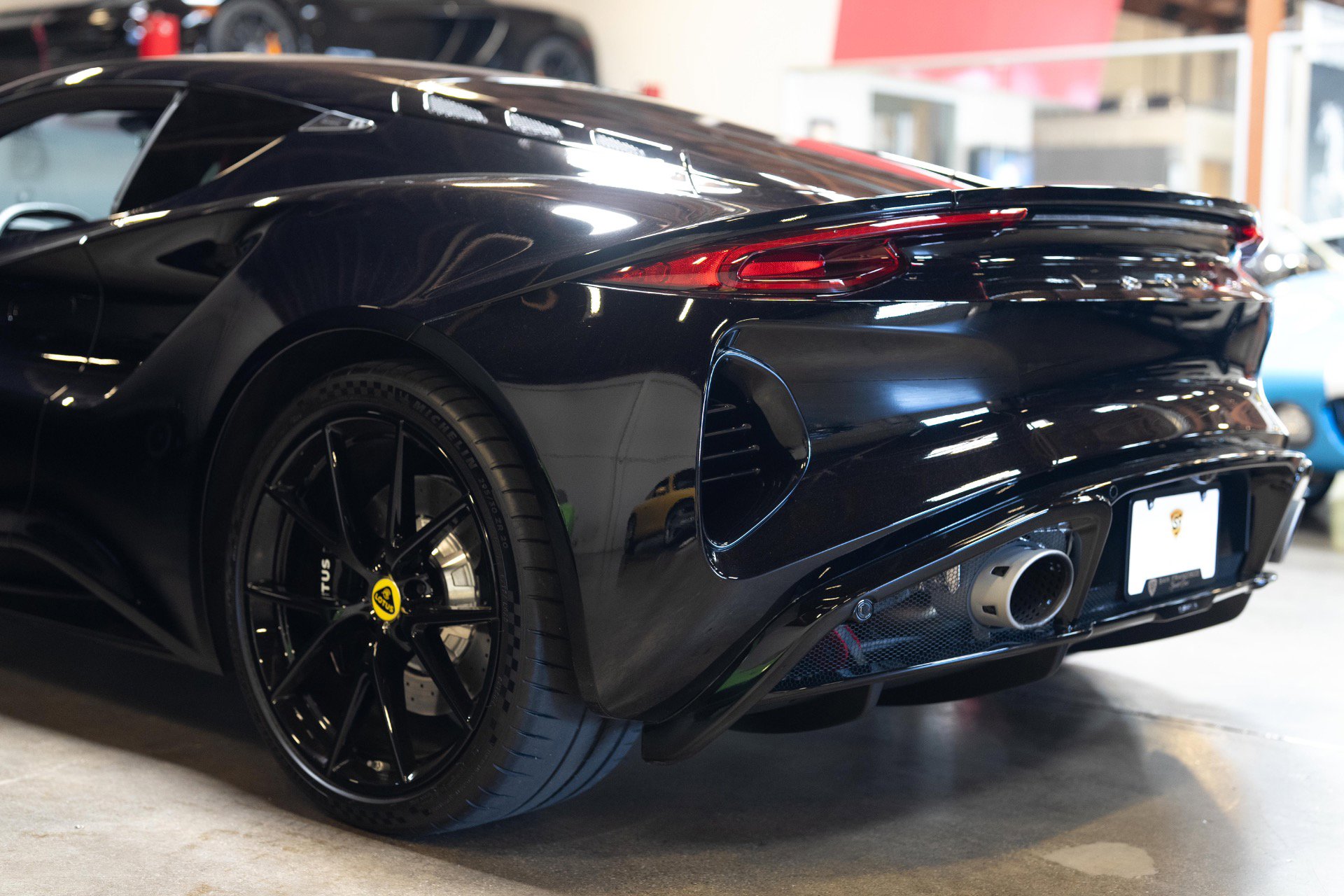 Used 2024 Lotus Emira First Edition image 27