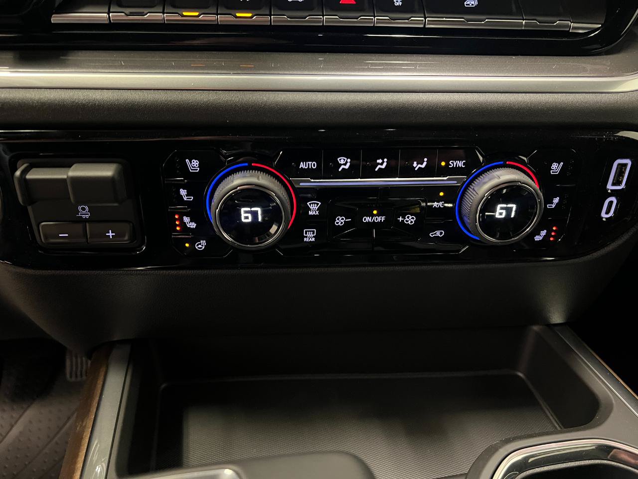 New 2026 Chevrolet Silverado 1500 High Country AWD/4WD image 57