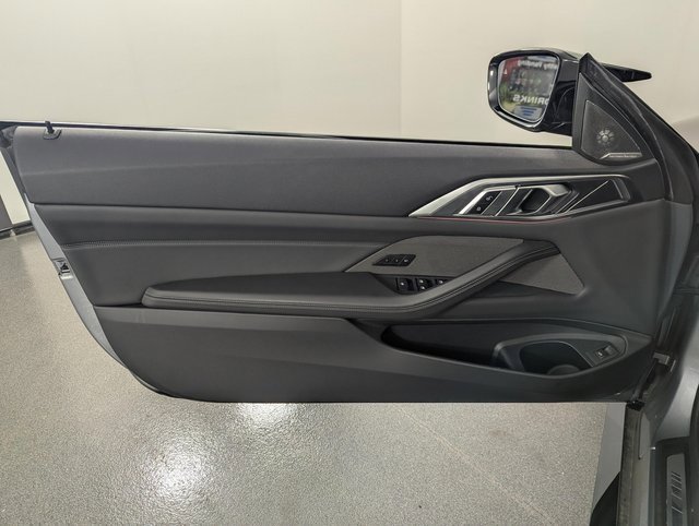 Used 2025 BMW M4 xDrive Competition w/ Executive Package image 17