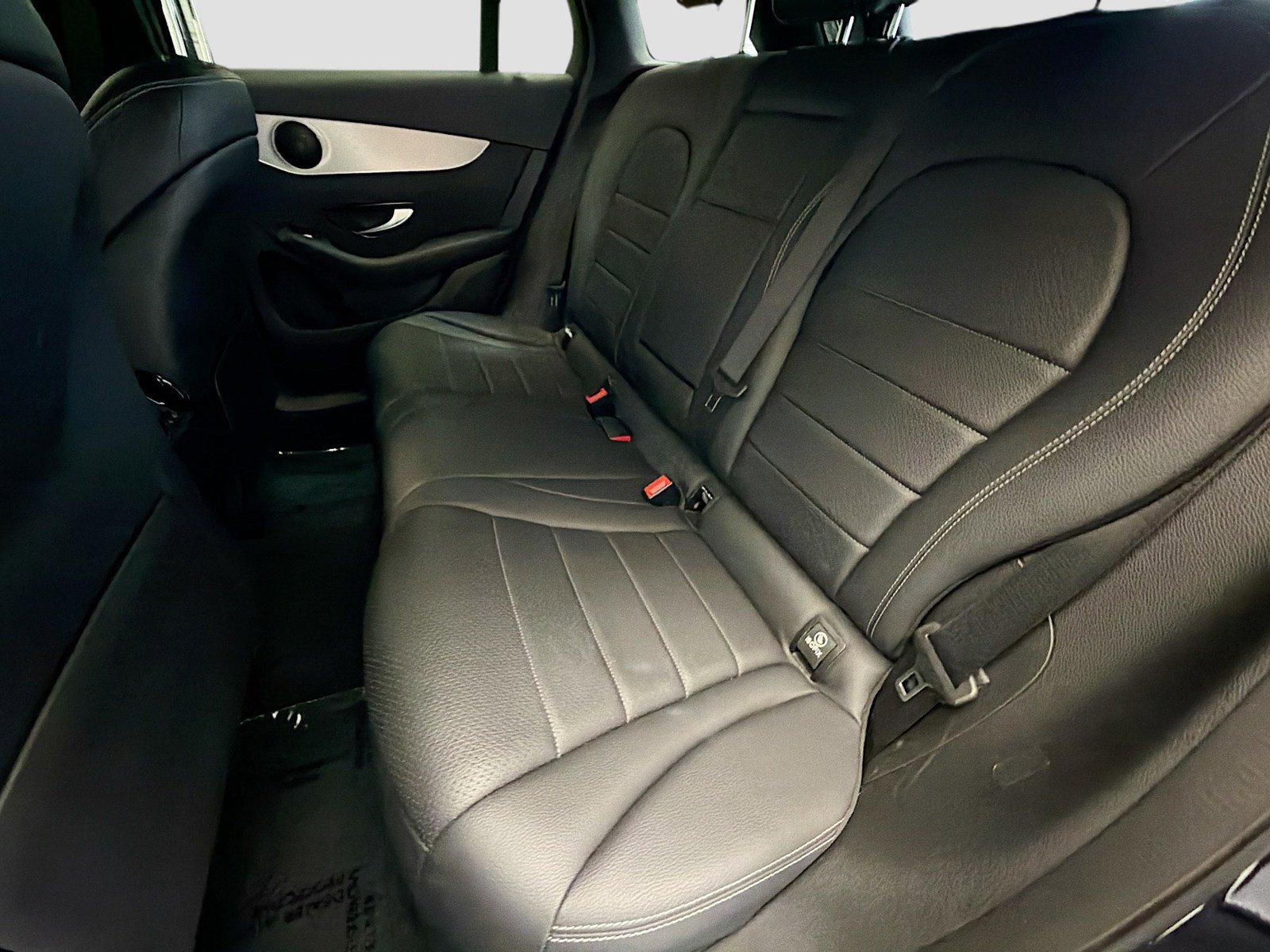 Used 2019 Mercedes-Benz GLC 300 4MATIC image 13
