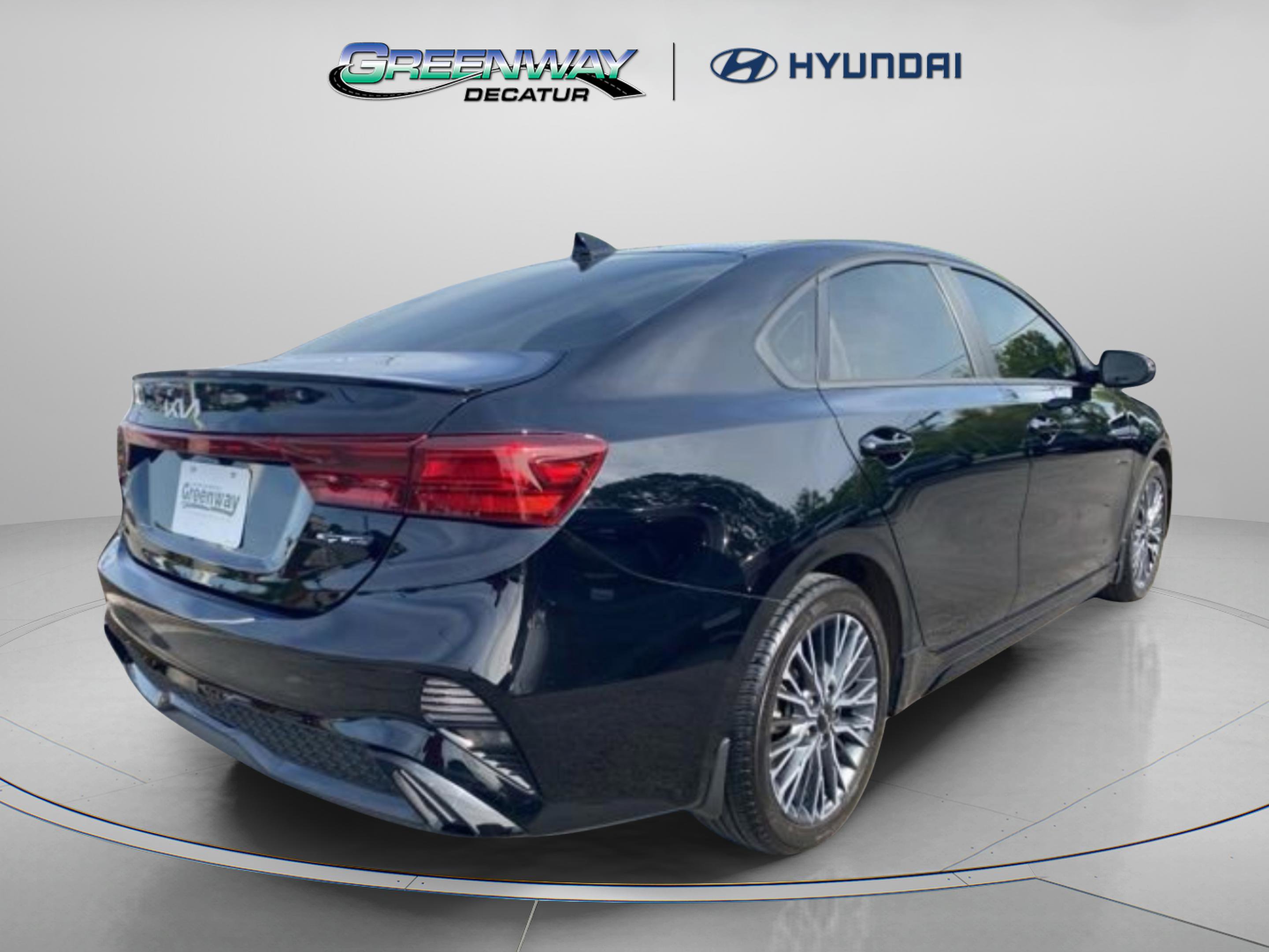 Used 2024 Kia Forte GT-Line FWD image 9