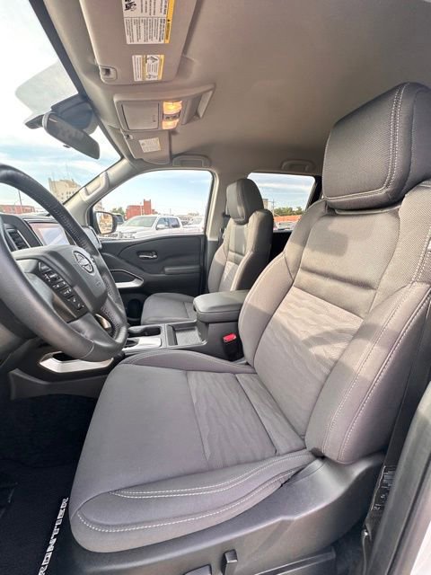 Certified 2024 Nissan Frontier SV w/ Hardbody Edition image 26