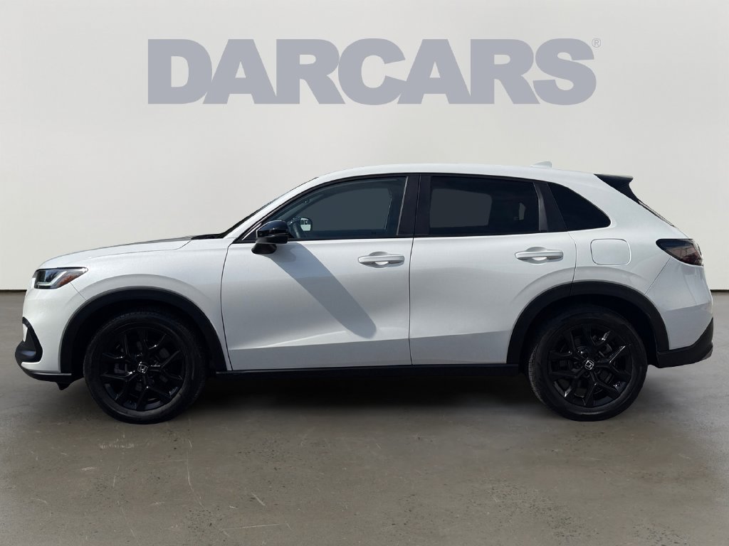 Used 2025 Honda HR-V Sport image 4