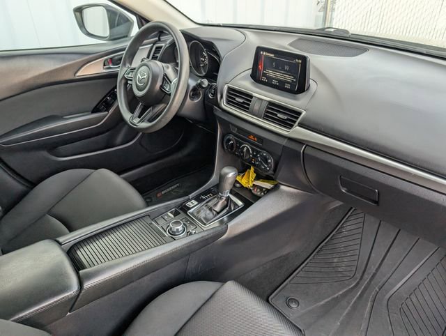 Used 2018 MAZDA MAZDA3 Sport image 28