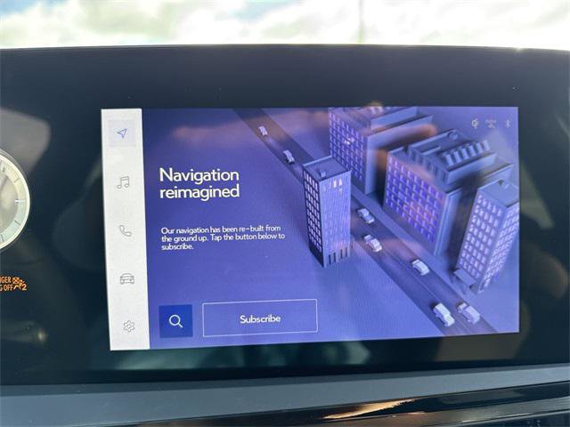 Certified 2023 Lexus ES 350 w/ Premium Package image 18