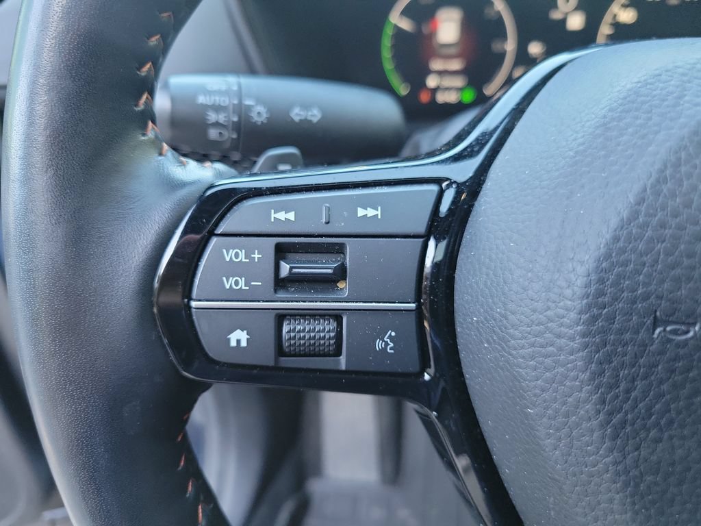 Certified 2025 Honda CR-V Sport Touring image 29