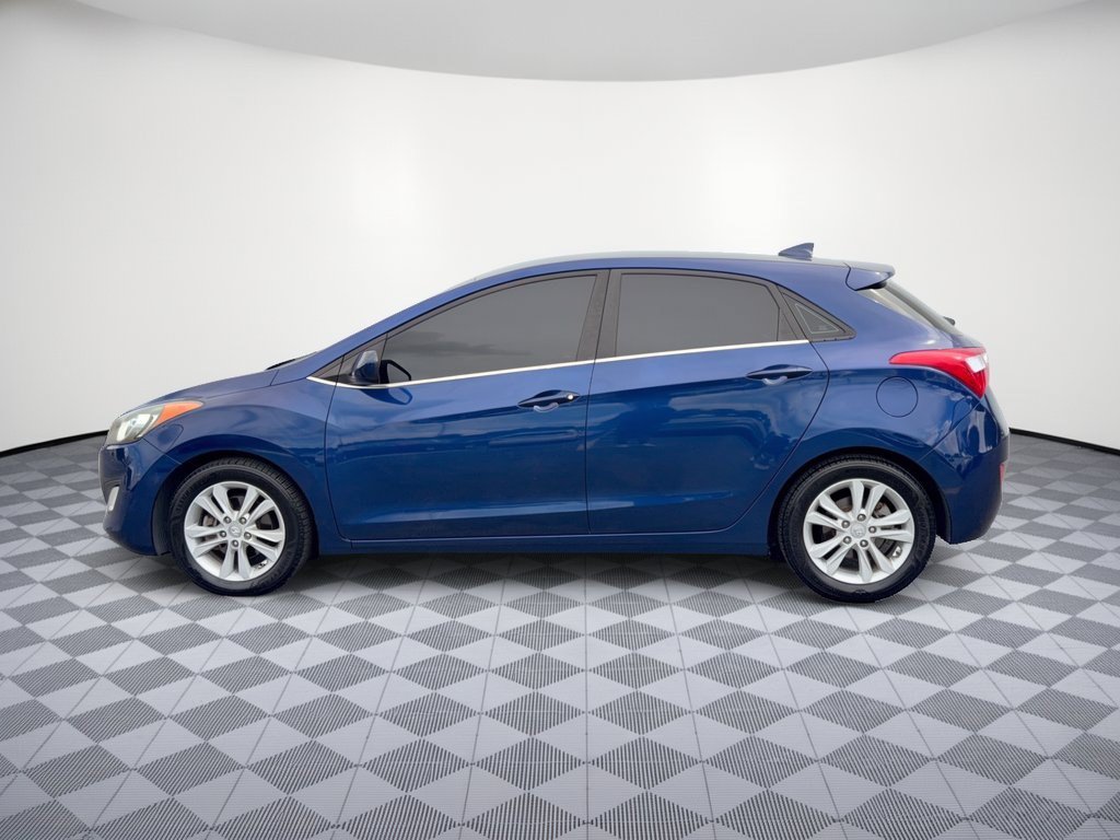 Used 2013 Hyundai Elantra GT FWD image 2