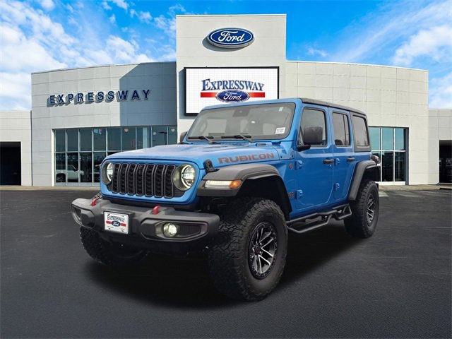 Used 2024 Jeep Wrangler Unlimited Rubicon w/ XTREMEE 35" Tire Package image 2