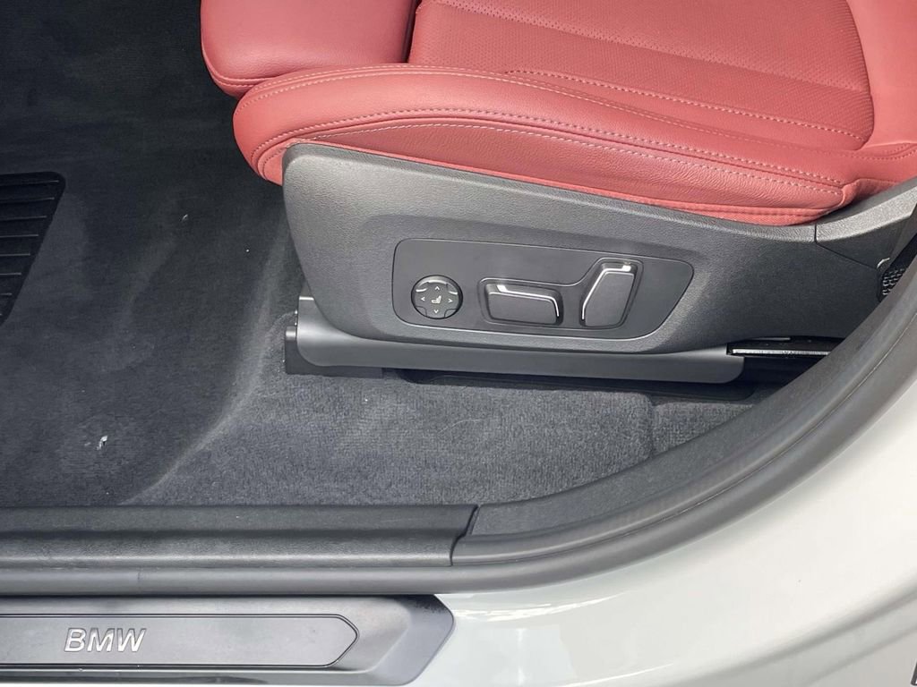 Used 2024 BMW X3 xDrive30i w/ Convenience Package w/ZPA image 19