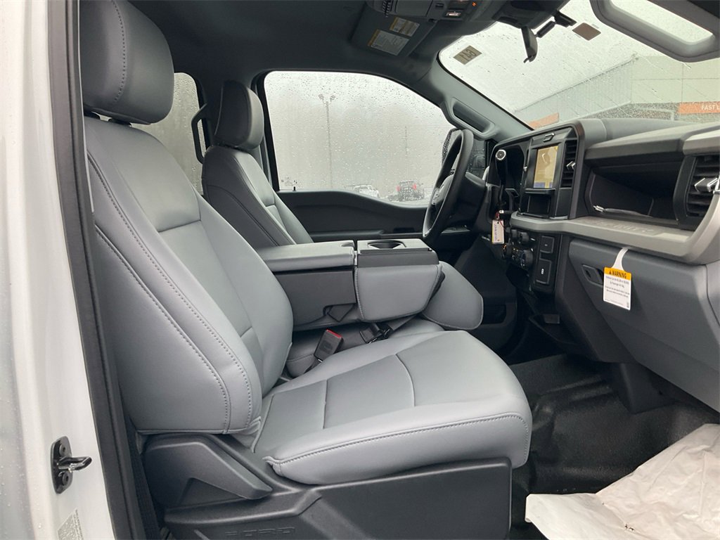 New 2026 Ford F350 XL w/ XL Chrome Package image 12