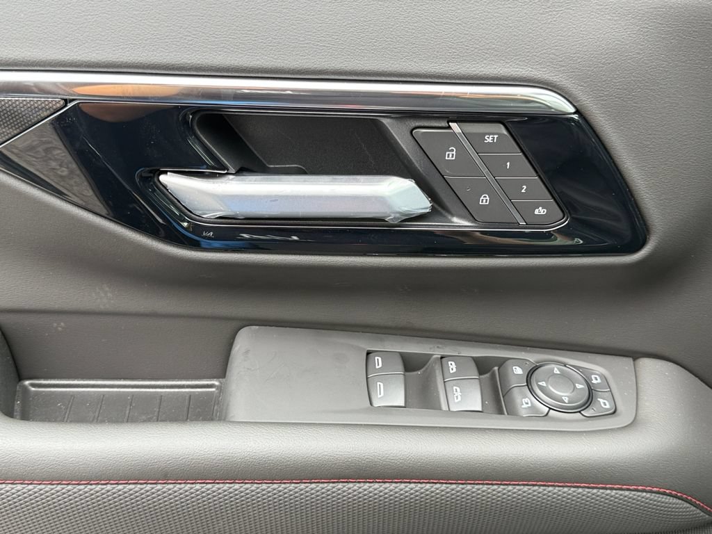 New 2026 Chevrolet Suburban RST AWD/4WD image 11