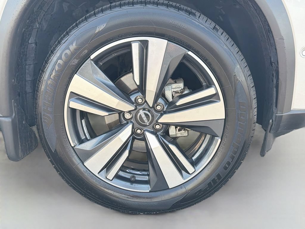 Used 2023 Nissan Rogue SL w/ SL Premium Package FWD image 31