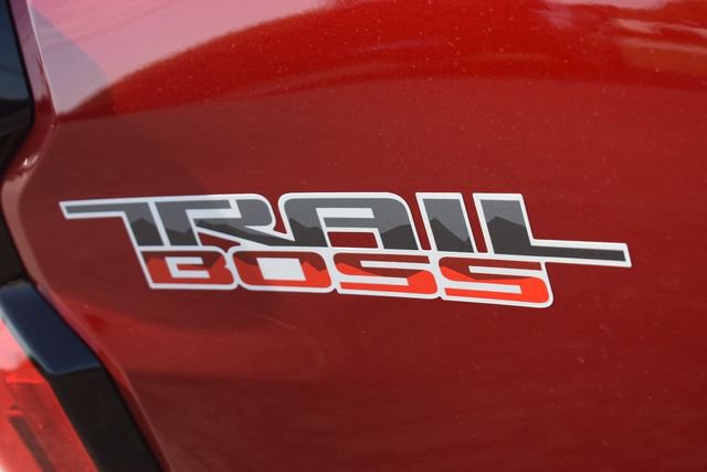 Used 2026 Chevrolet Colorado Trail Boss AWD/4WD image 16
