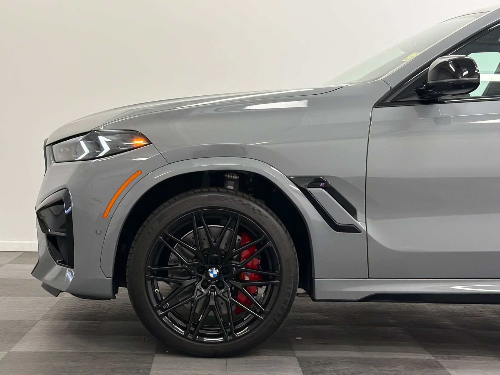 Used 2024 BMW X6 M Competition w/ Executive Package AWD/4WD image 5