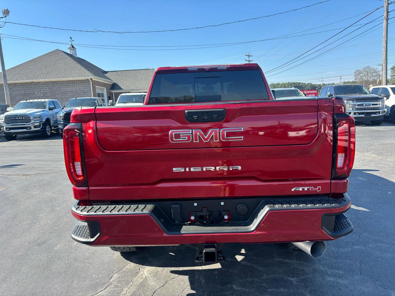 Used 2022 GMC Sierra 2500 AT4 w/ AT4 Preferred Package image 6