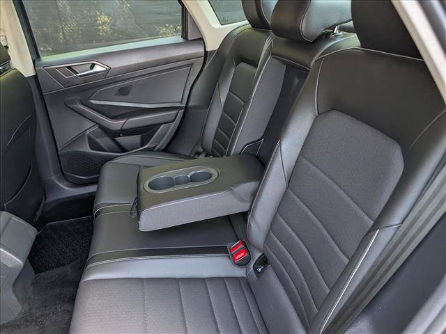 Used 2022 Volkswagen Jetta SE FWD image 18