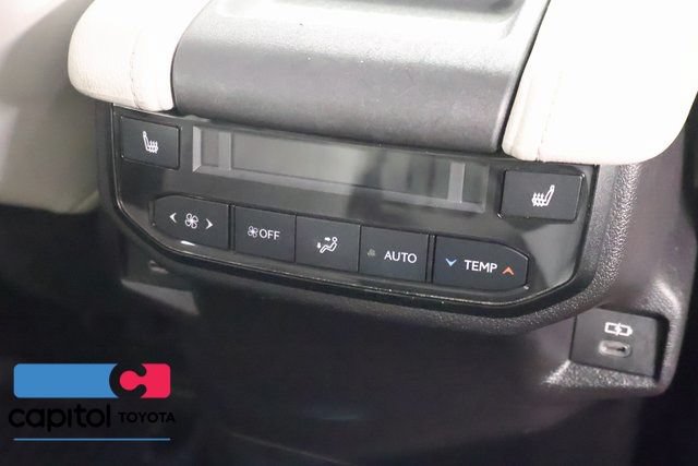 Certified 2025 Toyota Grand Highlander AWD image 29