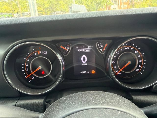 Used 2023 Jeep Gladiator Sport AWD/4WD image 5