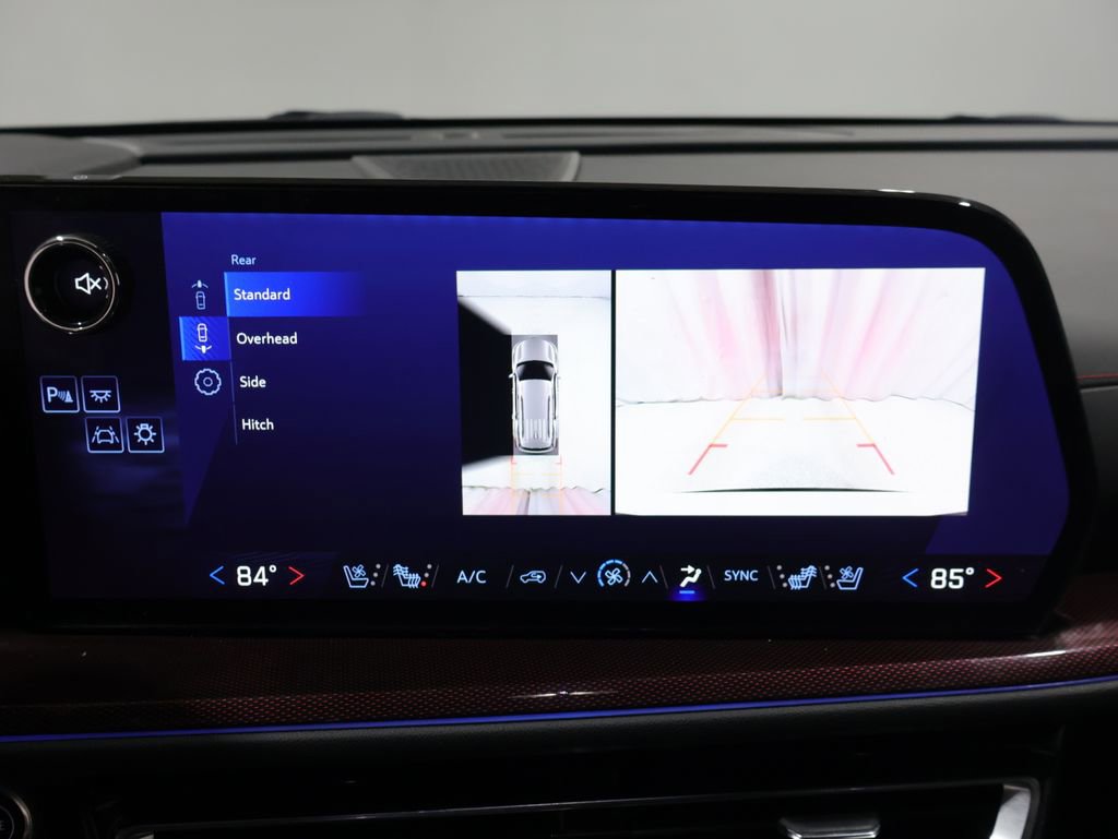 Used 2024 Chevrolet Traverse RS w/ LPO, Floor Liner Package image 27