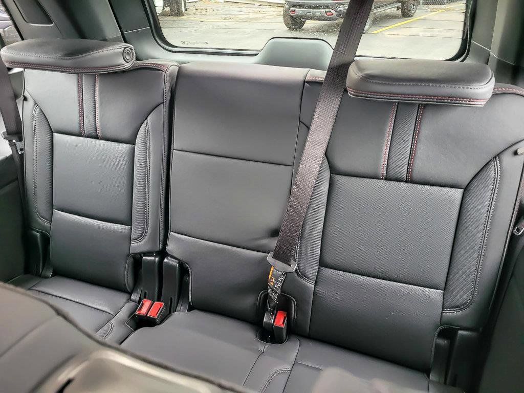 Used 2025 Chevrolet Tahoe RST w/ Sun And Tow Package AWD/4WD image 13