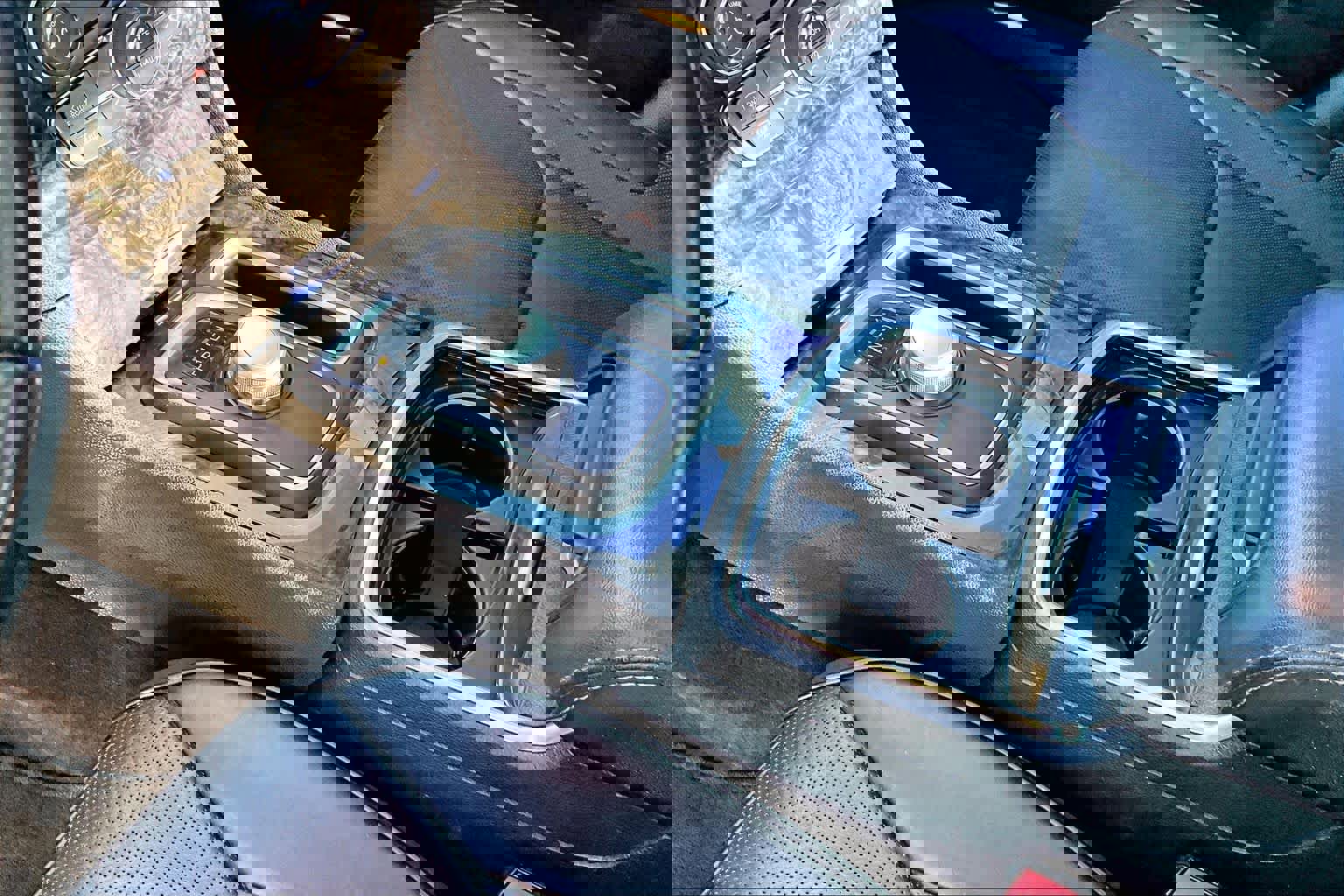 Used 2017 Chrysler 300 C image 16