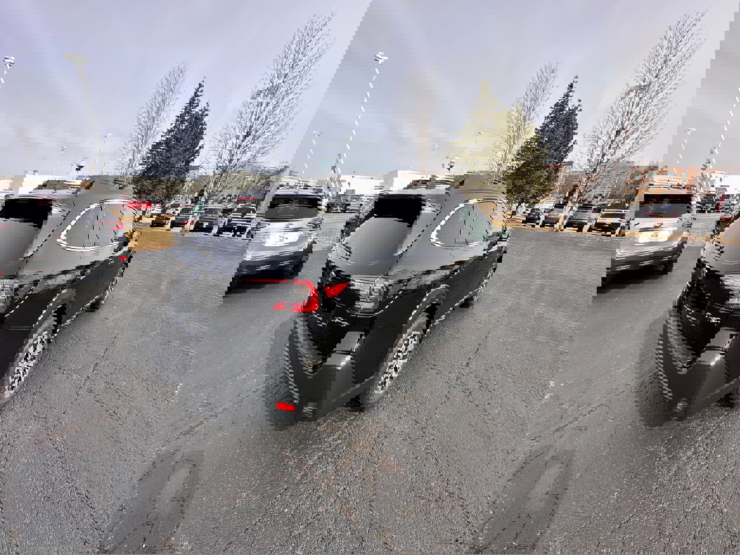 Certified 2025 Subaru Outback Premium image 3