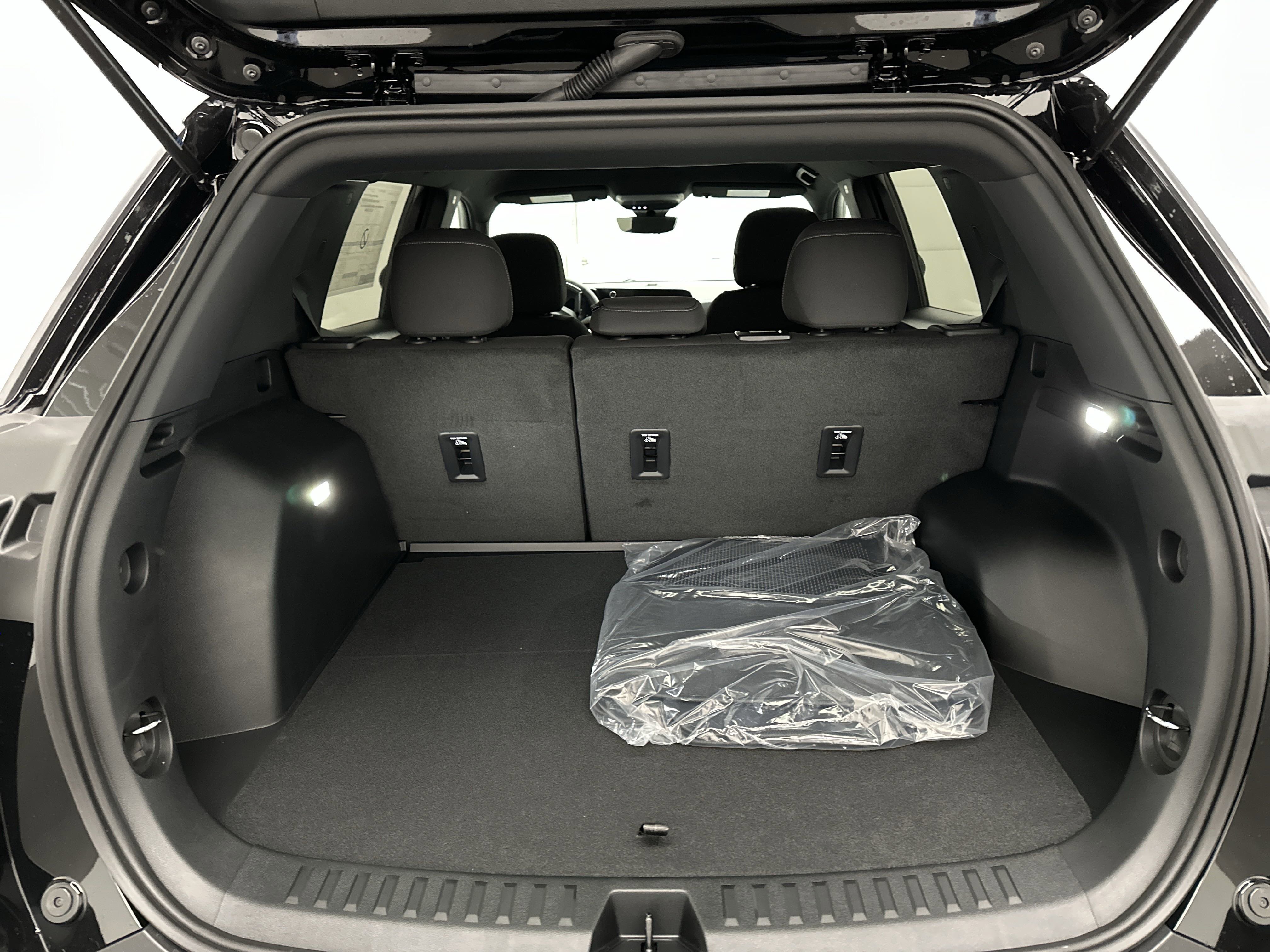 New 2026 Chevrolet Equinox LT w/ Safety and Technology Package image 14