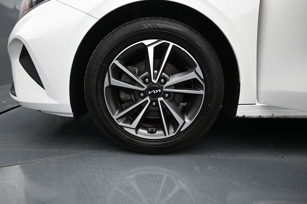 Used 2023 Kia Forte LXS w/ LXS Technology Package FWD image 26