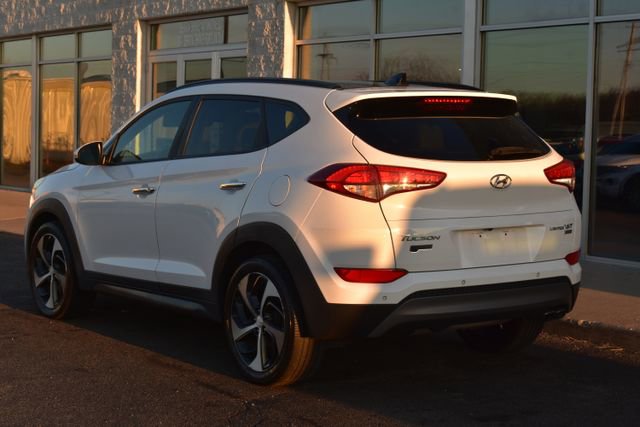 Used 2016 Hyundai Tucson Limited w/ Option Group 03 image 9