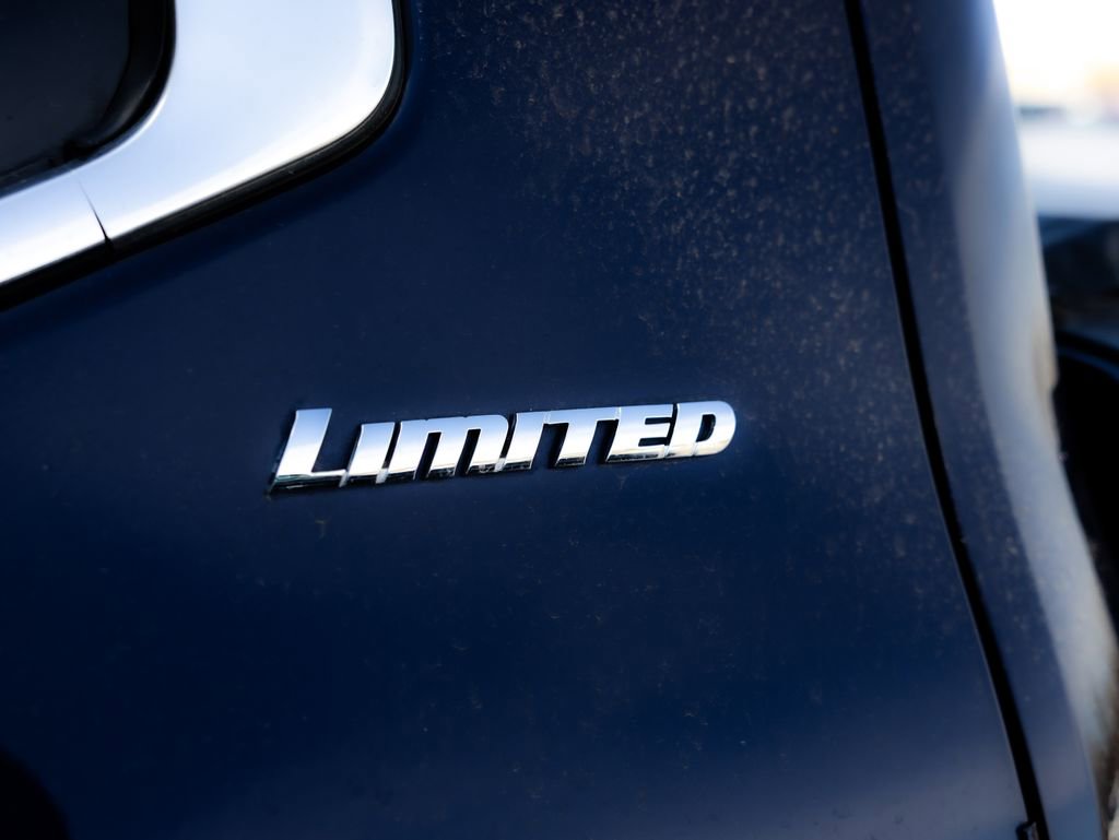 Used 2023 Toyota Tundra Limited w/ TRD Off-Road Package AWD/4WD image 9
