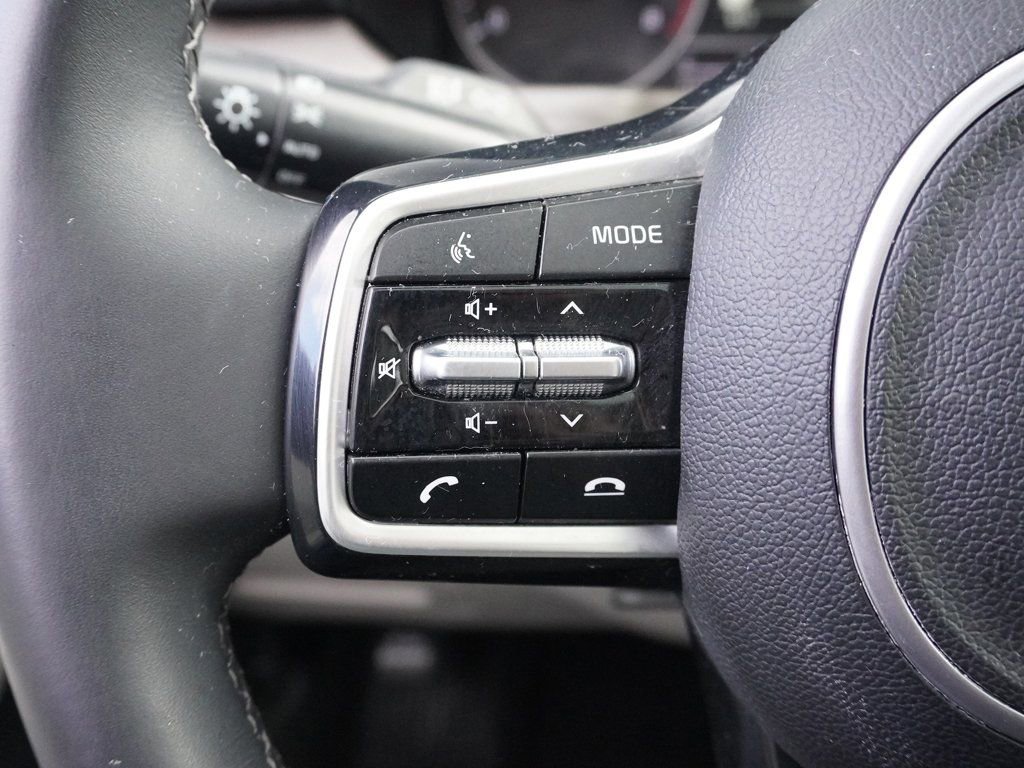 Used 2022 Kia Sorento S w/ Panoramic Sunroof Package image 39