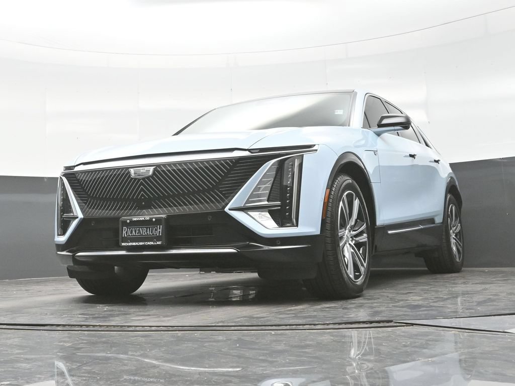 Certified 2024 Cadillac Lyriq Luxury AWD/4WD image 20