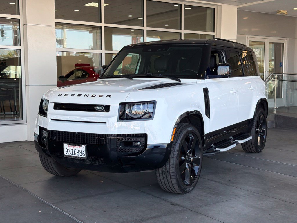 Used 2022 Land Rover Defender 110 X-Dynamic HSE AWD/4WD image 2