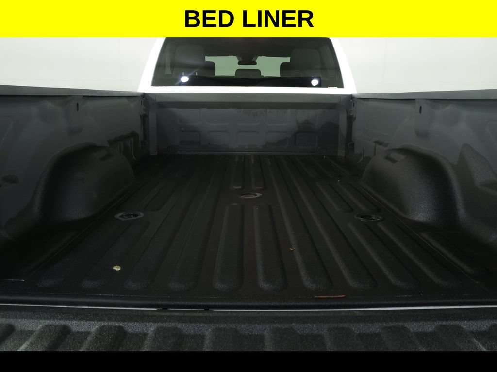Used 2018 RAM 3500 Tradesman w/ Chrome Appearance Group AWD/4WD image 8