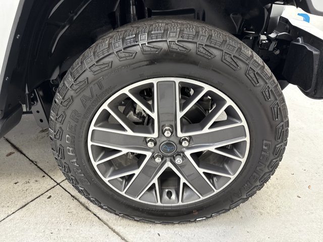 Used 2024 Jeep Wrangler High Altitude image 34