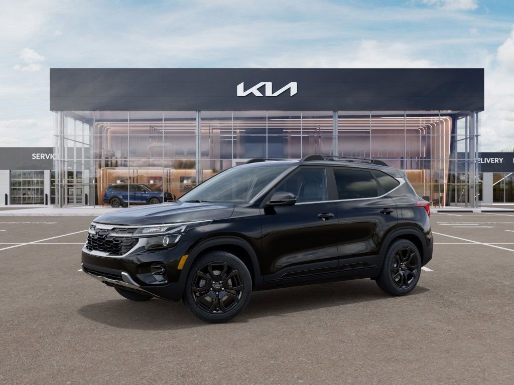 New 2025 Kia Seltos X-Line image 3
