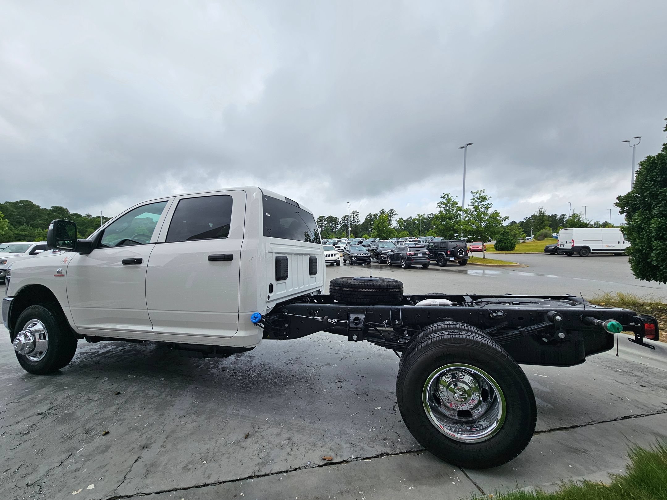 New 2026 RAM 3500 Tradesman w/ Chrome Appearance Group A AWD/4WD image 5