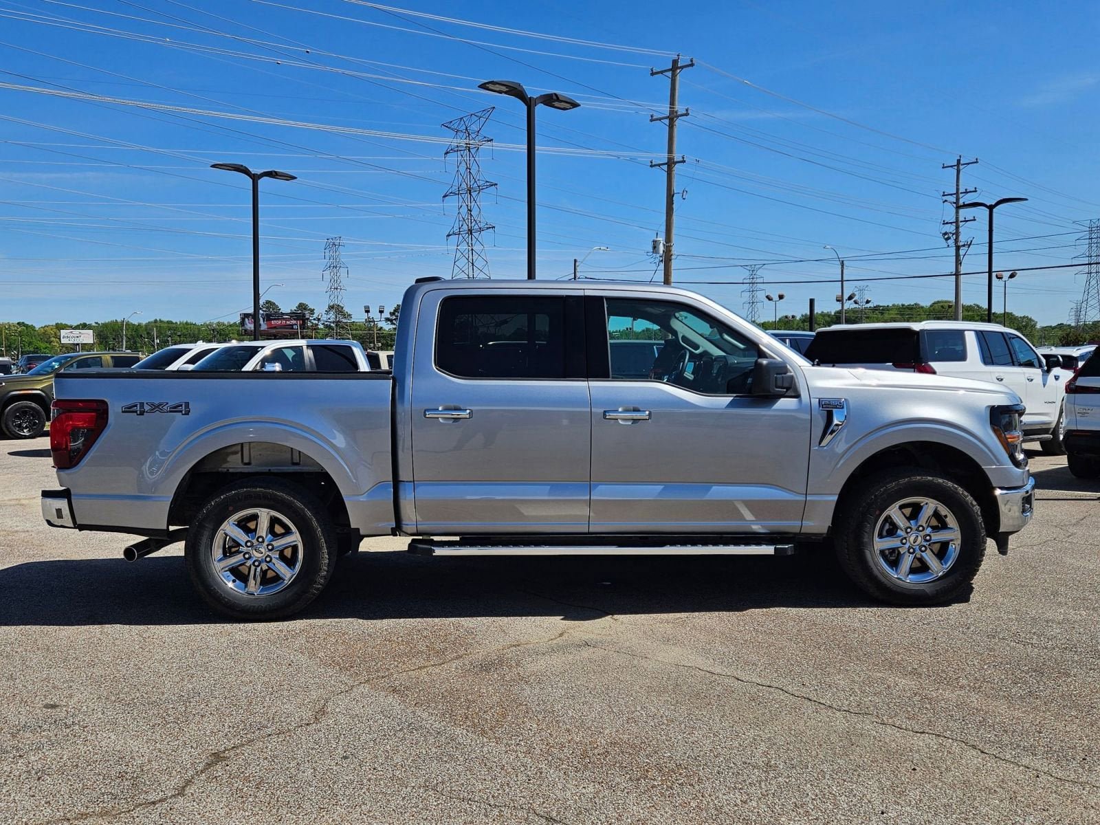 Used 2025 Ford F150 XLT w/ Equipment Group 301A Standard AWD/4WD image 7