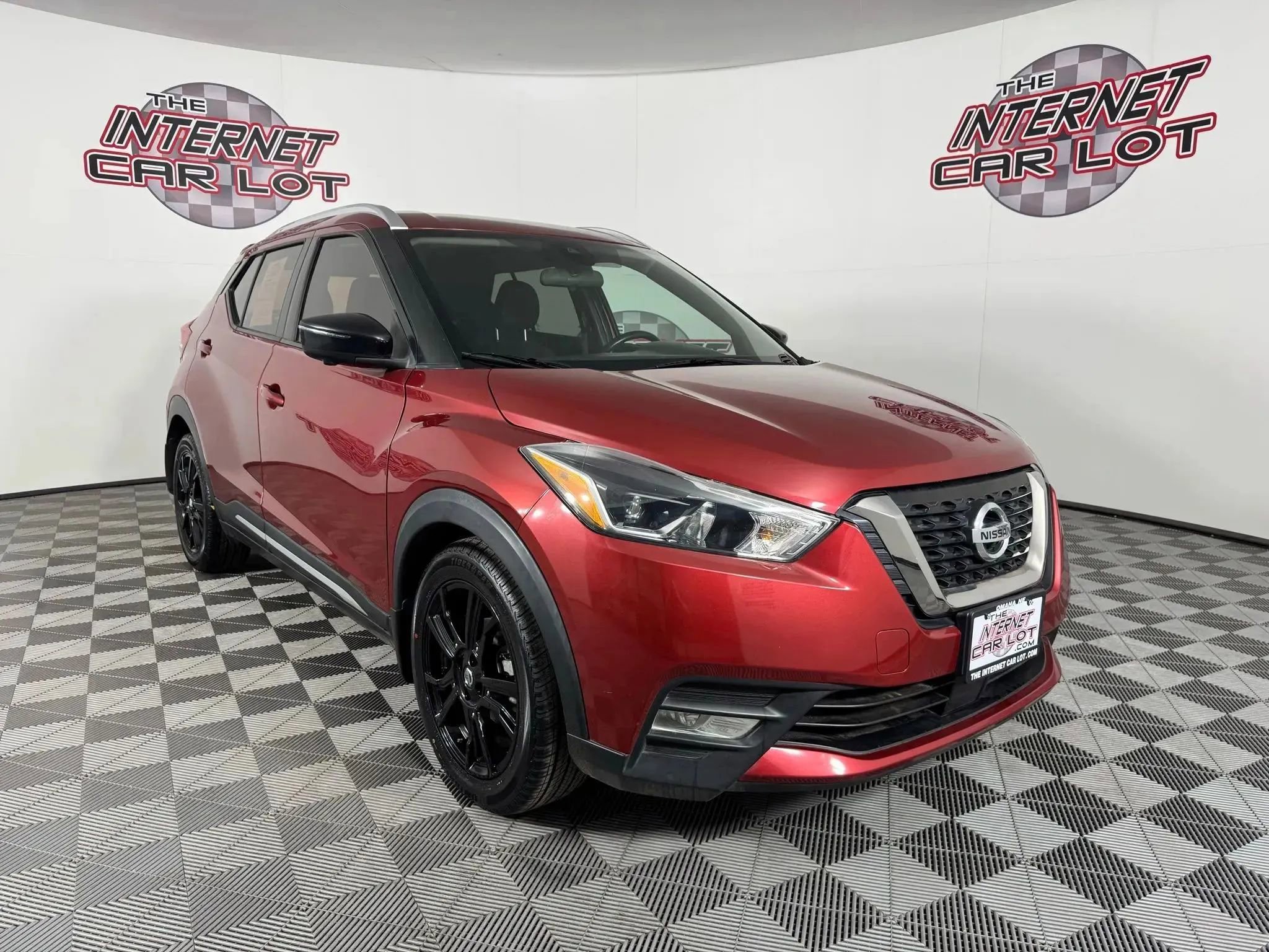 Used 2020 Nissan Kicks SR image 9