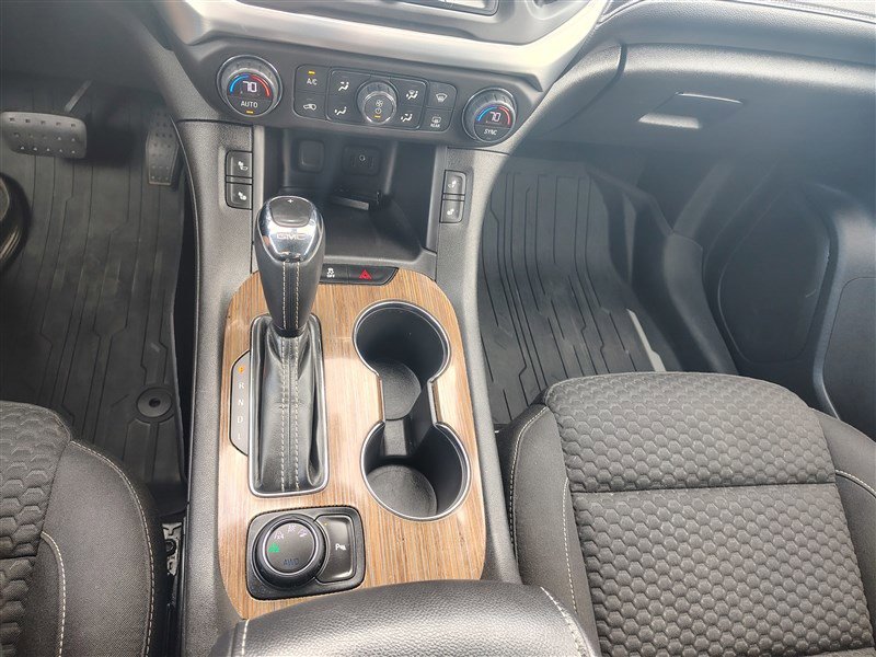 Used 2018 GMC Acadia SLE w/ Driver Alert Package I image 31