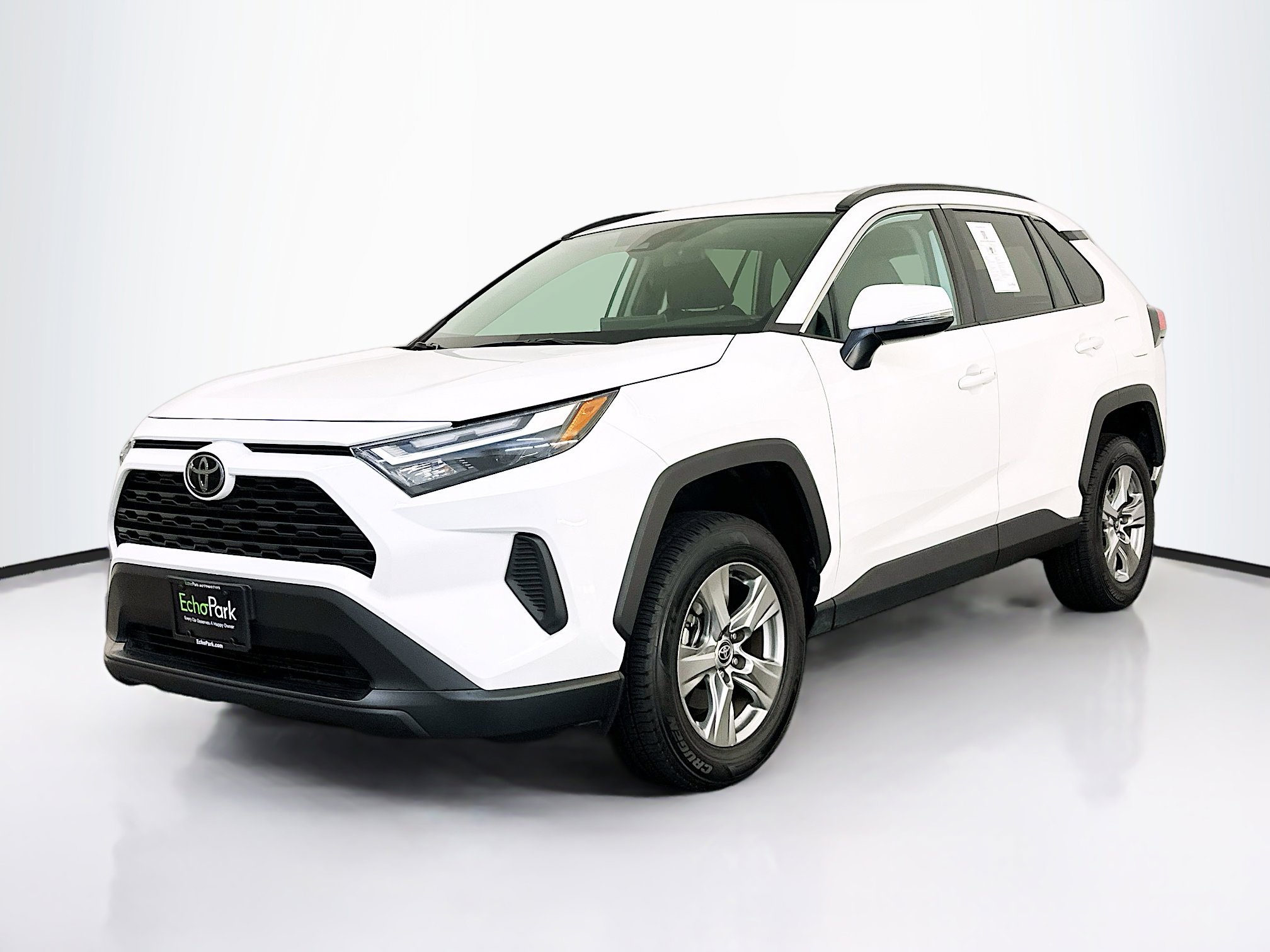 Used 2024 Toyota RAV4 XLE image 3
