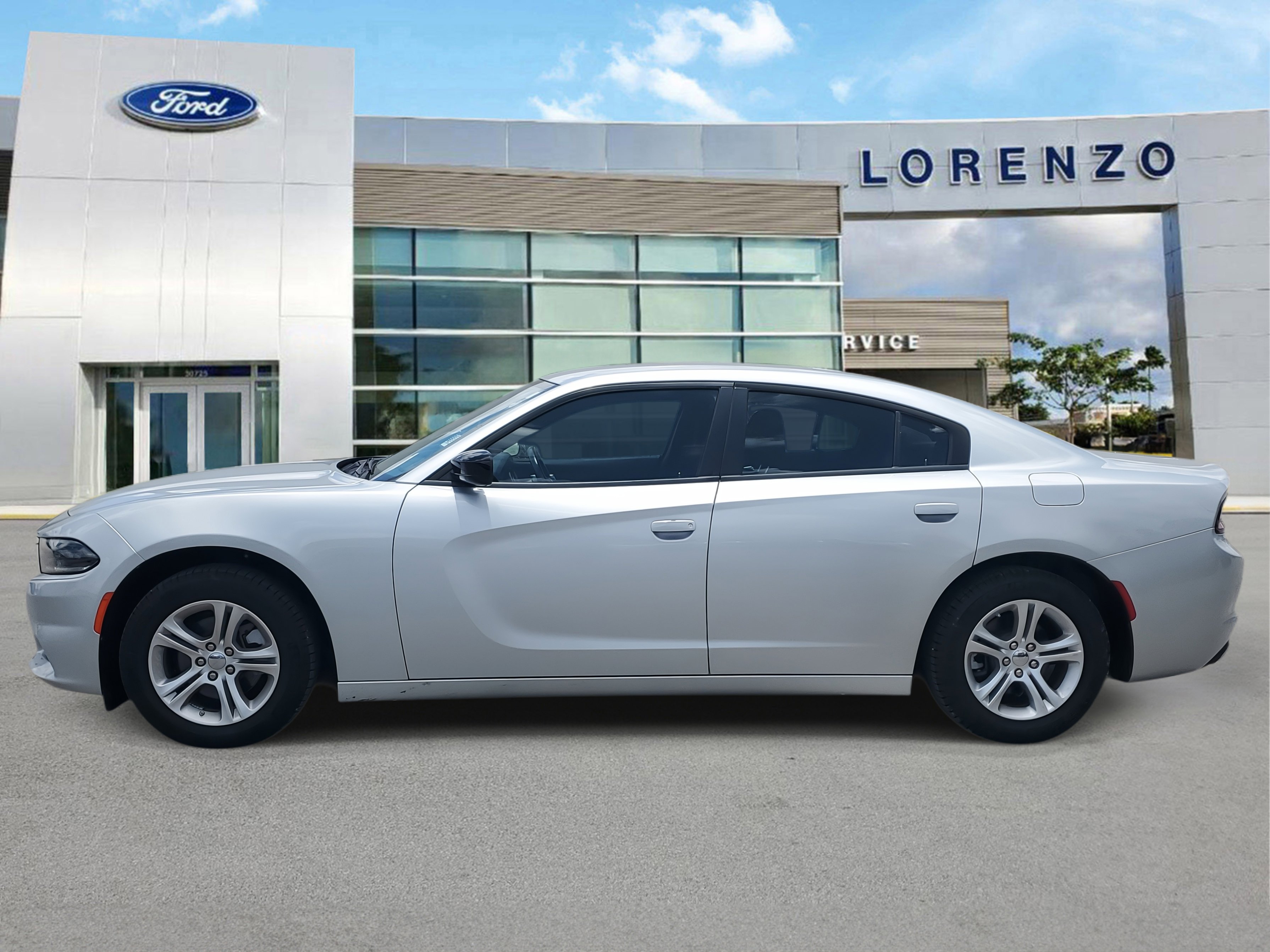 Used 2023 Dodge Charger SXT image 8