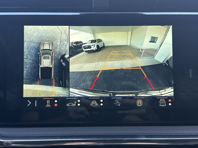 Used 2024 GMC Sierra 1500 Denali w/ Technology Package AWD/4WD image 9