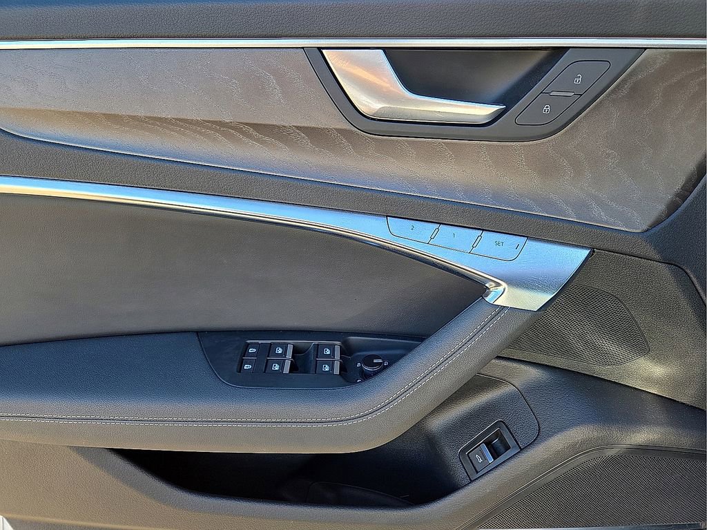 Used 2024 Audi A6 Premium Plus image 21