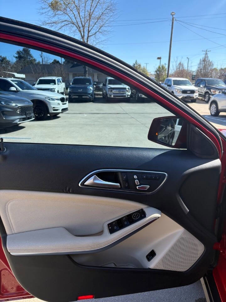 Used 2020 Mercedes-Benz GLA 250 image 5