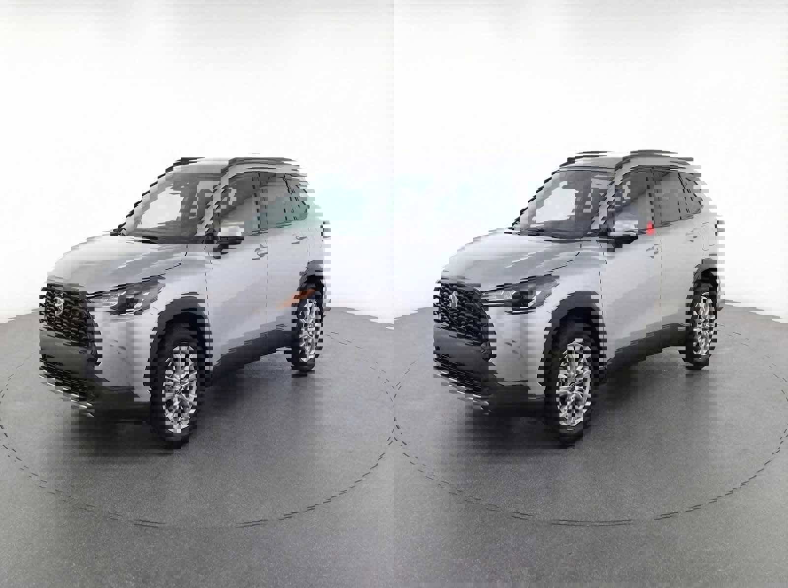 Used 2023 Toyota Corolla Cross LE w/ Moonroof Package image 1