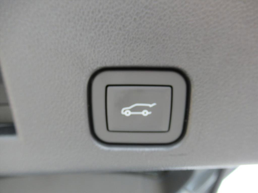 Used 2025 Buick Enclave Avenir w/ Super Cruise Package AWD/4WD image 35