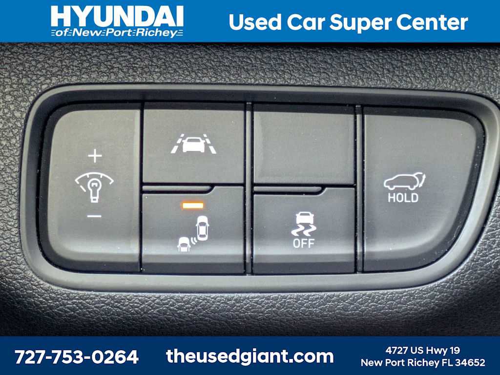 Used 2019 Hyundai Santa Fe FWD image 32