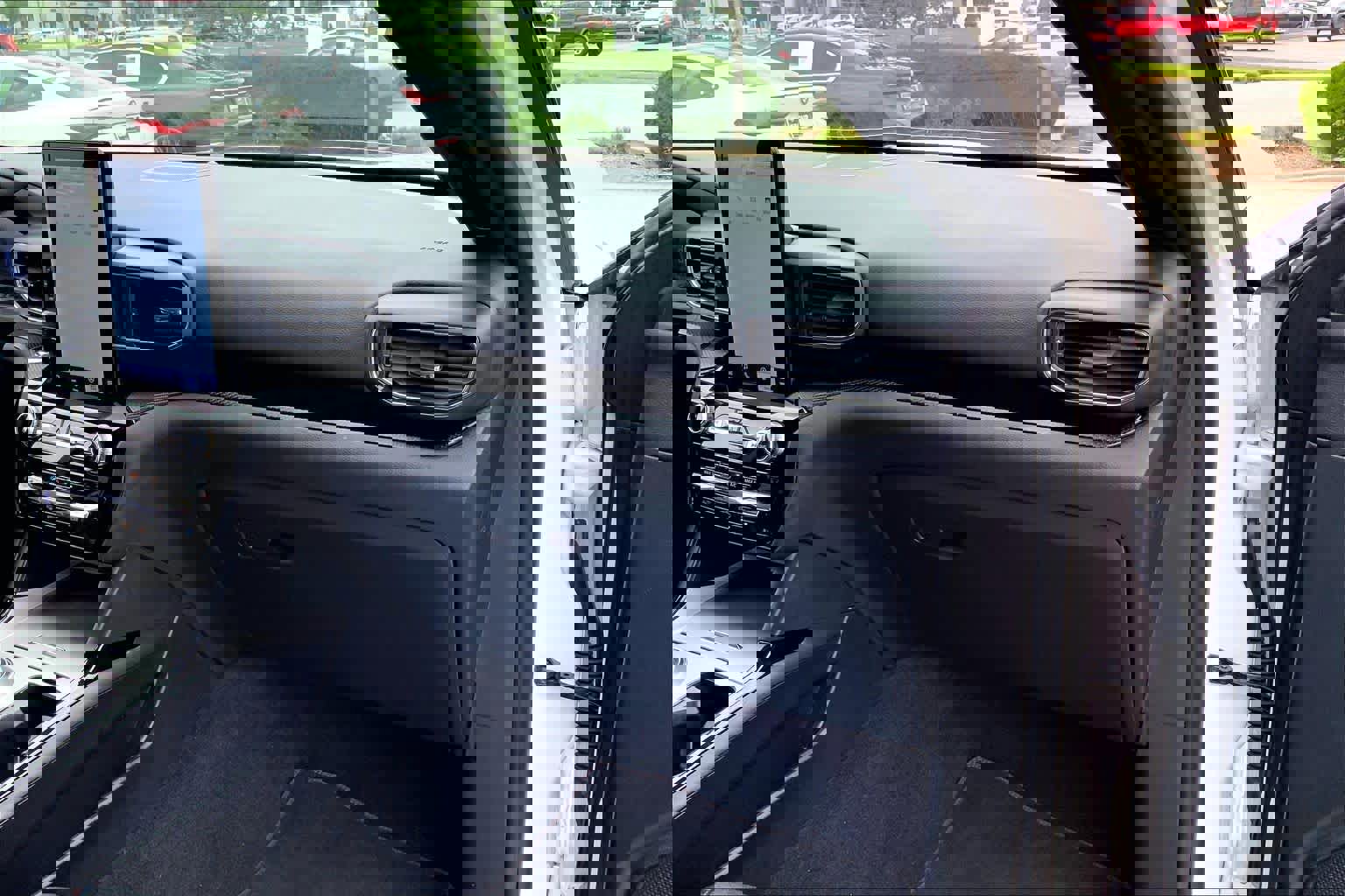 Used 2024 Ford Explorer ST w/ Equipment Group 401A image 17