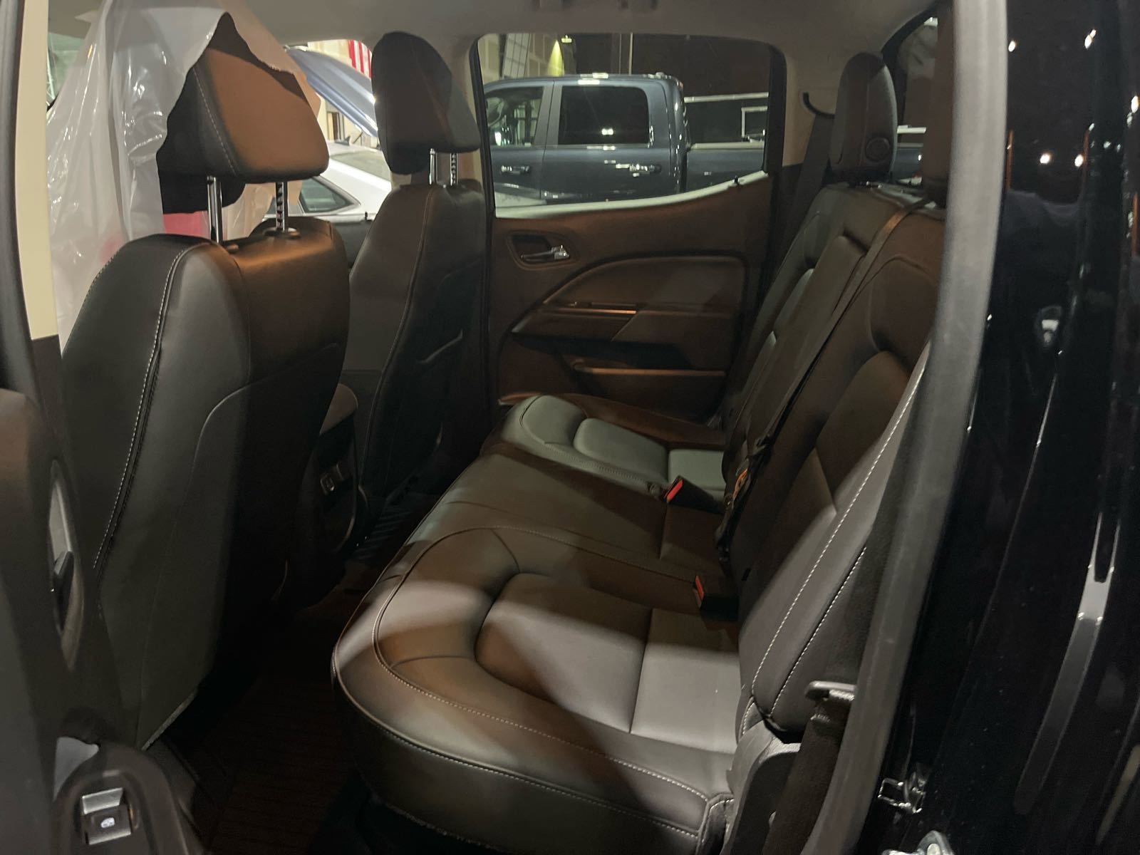 Used 2021 Chevrolet Colorado Z71 w/ Z71 Midnight Edition image 9